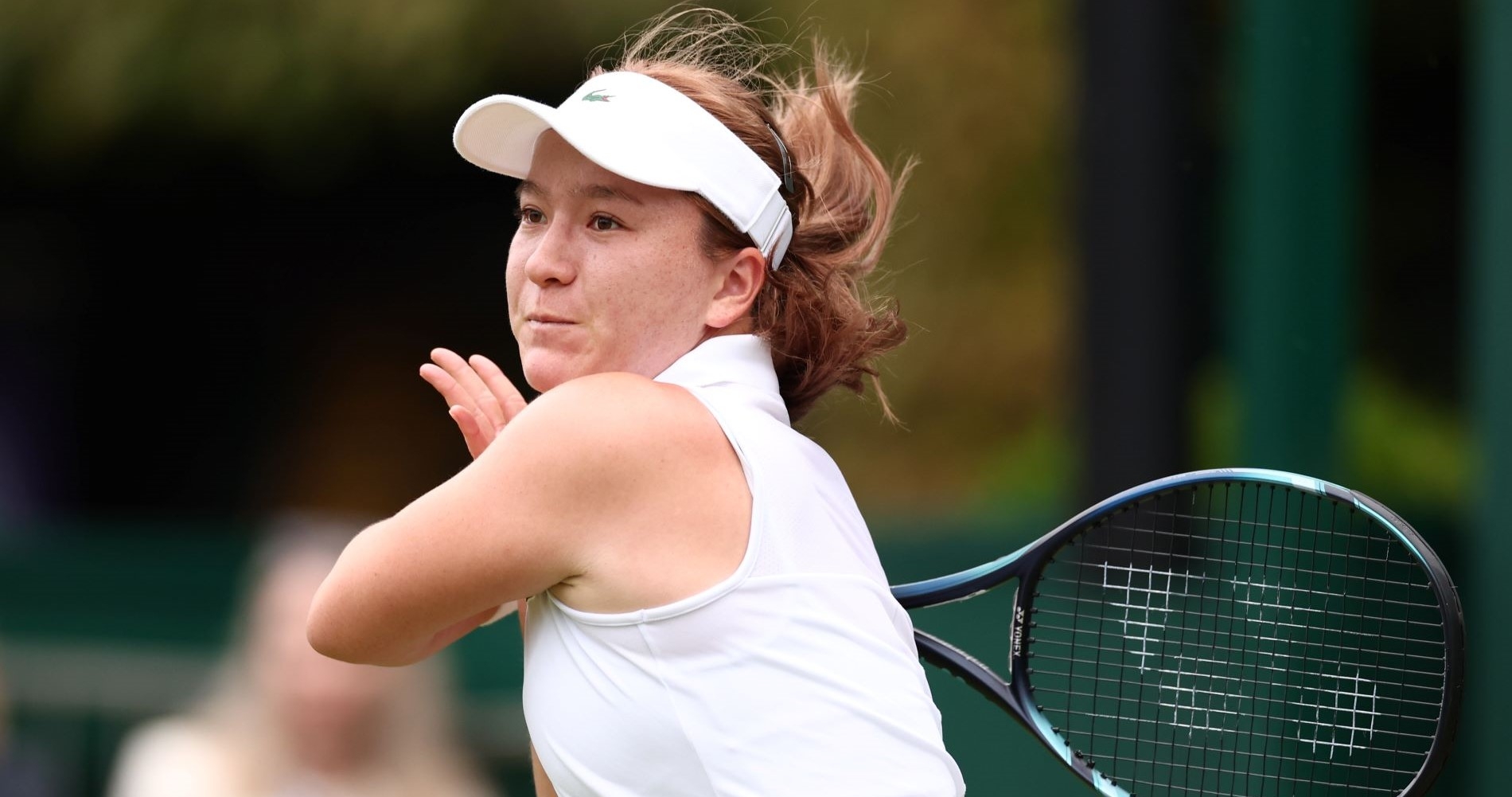 Qualifier Sun moves into third round with win over Starodubtseva