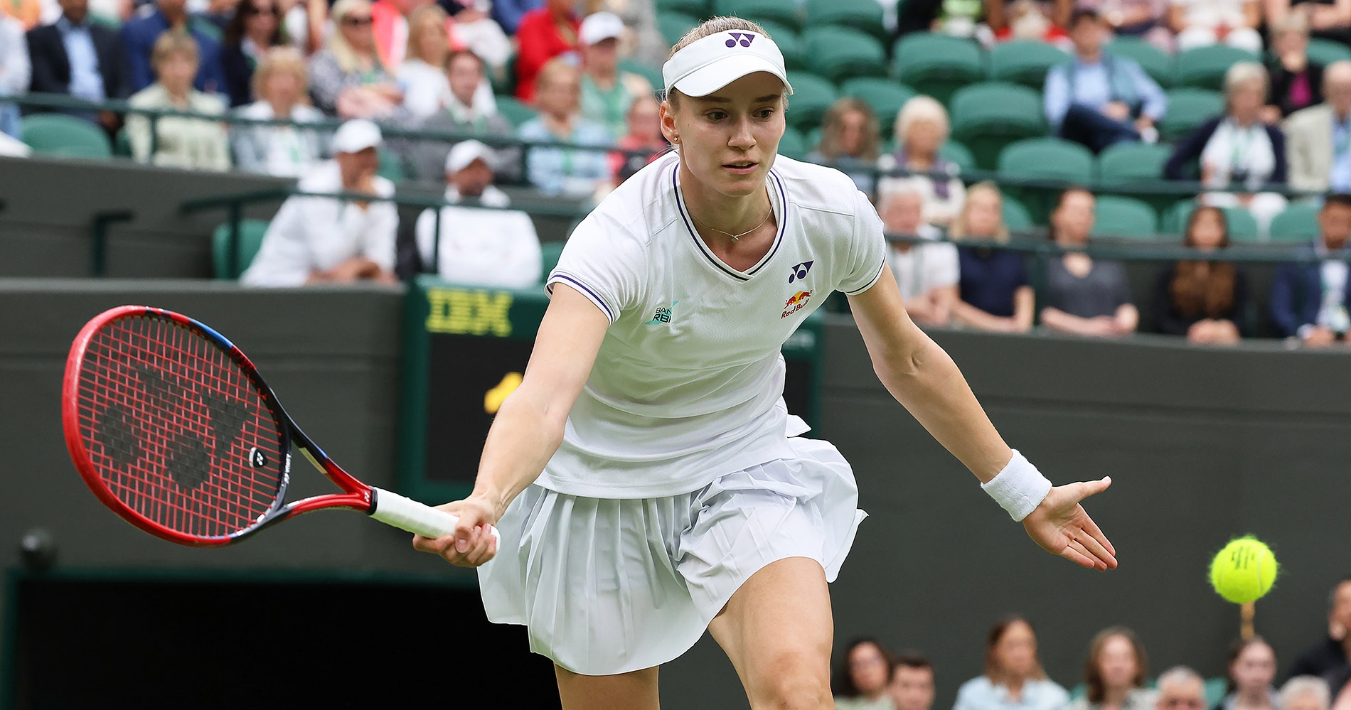 2022 Wimbledon champion Rybakina blazes past Wozniacki