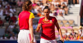 Cristina Bucsa and Sara Torribes Tormo