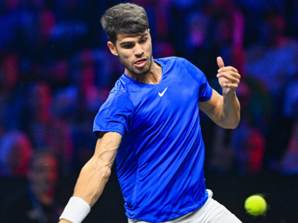 Carlos Alcaraz ESP 22.09.2024 Tennis Laver Cup Tag 3, Uber Arena, Berlin, Berlin Germany *** Carlos Alcaraz ESP 22 09 2024 Tennis Laver Cup Day 3, Uber Arena, Berlin, Berlin Germany 00321, pep_20240922_hm || 297337_0032 . / 2024 3 Action Actionfoto arena ball berlin CUP DTB Herren HORST laver Liga psf quer saison Sportfoto Sportler tag tennis uber x0x