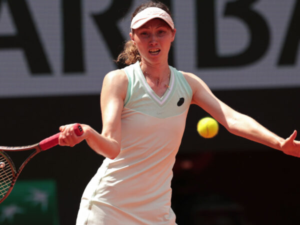 4th June 2024; Roland Garros, Paris, France; 2024 French Open Tennis tournament, Day 10; Cristina Bucsa (ESP) playing with Monica Niculescu (ROU), plays a forehand back to Emma Navarro (USA) and Diane Shnaider (RUS) || 291601_0046 2024 Clay French grand slam open paris Roland-Garros SPORTING sports tennis