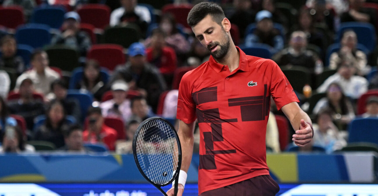 SHANGHAI, CHINA - OCTOBER 08: Novak Djokovic of Serbia competes in the Men s Singles Round of 32 match against Flavio Cobolli of Italy on Day 9 of 2024 Shanghai Rolex Masters at Qi Zhong Tennis Centre on October 8, 2024 in Shanghai, China. PUBLICATIONxNOTxINxCHN Copyright: xZhangxHaohaox 111522613396 || 298323_0030 2024 ATP CHINA competitive EVENT Herren INDIVIDUAL master MASTERS MEHRSPORT Men premiumd quer rolex Shanghai single sport s tennis x0x