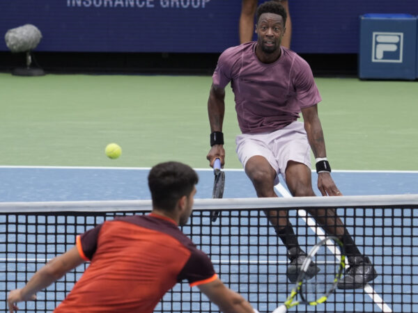 August 16, 2024: Gael Monfils (FRA) defeated Carlos Alcaraz (ESP) 4-6, 7-6, 6-4, at the Cincinnati Open being played at Lindner Family Tennis Center in Mason, Ohio. Â©Leslie Billman/Tennisclix/CSM || 295337_0078 ATP cincinnati Gael monfils open PRESS Series tennis us WTA zagency zcsm zlast24 zselect zsports Zuma ZUMAPRESS.com zwire