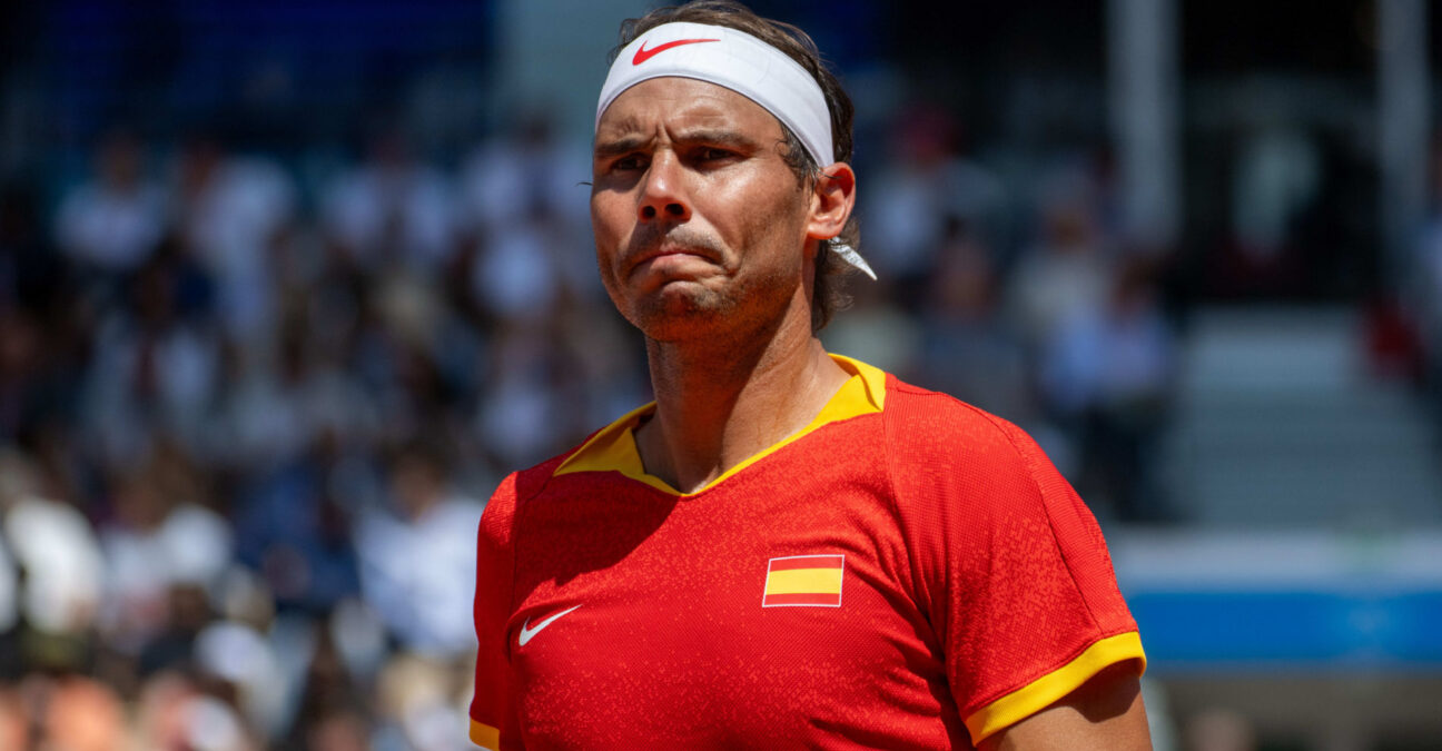 Rafael Nadal de España decepcionado durante el partido de tenis individual masculino Novak Djokovic contra Rafael Nadal en los XXXIII Juegos Olímpicos, París 2024 en Roland Garros, París, Francia || 294271_0015 JO2024 juegos olympiques paris 2024 Paris 2024 Paris2024 JO 2024 Juegos Olympiques 2024 Tenis