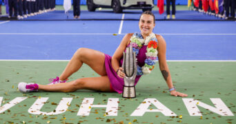 WUHAN, CHINA - OCTOBER 13: Champion Aryna Sabalenka poses with the trophy during the awarding ceremony after the Women s Singles Final match on day nine of 2024 Wuhan Open at Optics Valley International Tennis Center on October 13, 2024 in Wuhan, Hubei Province of China. 111523557146 || 298597_0016 2024 awards ceremony Damen FINAL game open province quer Singles tennis Women WTA WUHAN x0x