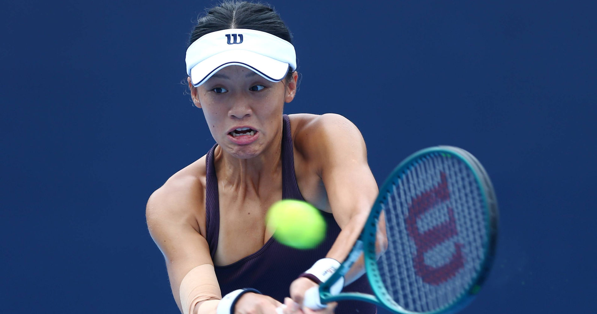 Guangzhou Open Wei upsets sixth seed Sramkova Tennis Majors