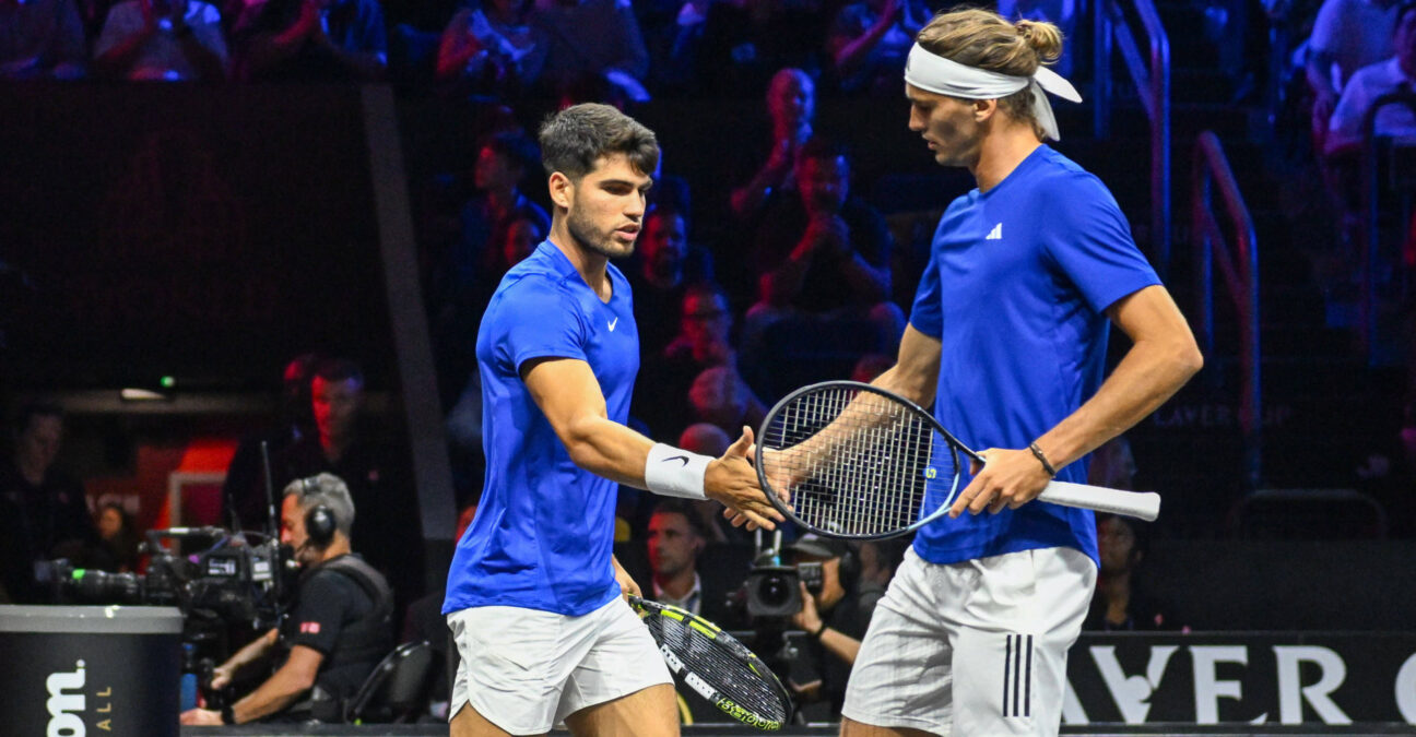 shake hands Carlos Alcaraz ESP Alexander Zverev GER 20.09.2024 Tennis Laver Cup Tag 1, Uber Arena, Berlin, Berlin Germany shake hands Carlos Alcaraz ESP Alexander Zverev GER 20 09 2024 Tennis Laver Cup Day 1, Uber Arena, Berlin, Berlin Germany 00321, pep_20240920_hm