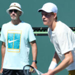 Jannik Sinner and Darren Cahill