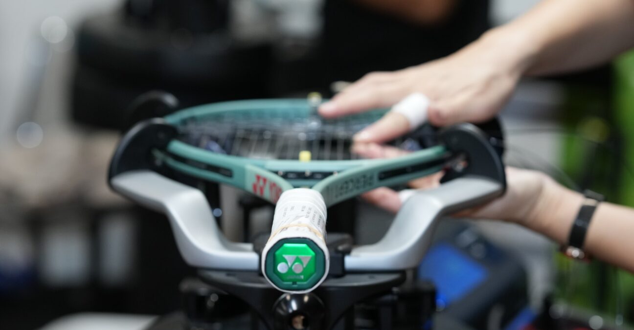 Yonex Stringing Machine