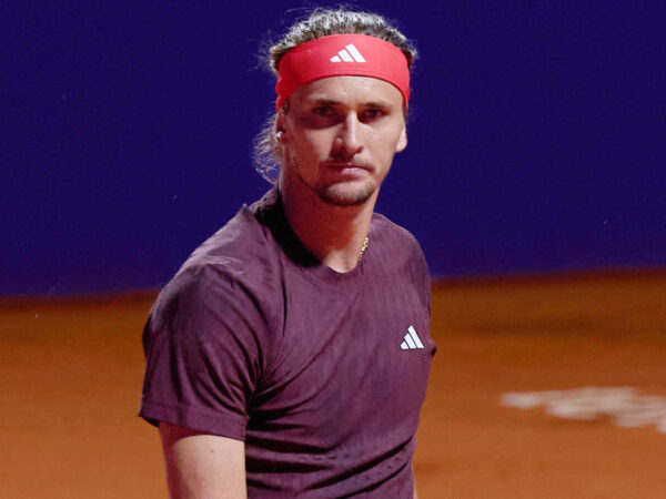 Alexander Zverev of Germany looks towards his box during the quarter finals match against Francisco Cerundolo at IEB Argentina Open 2025 at Buenos Aires Lawn Tennis Club February 14, 2025 in Buenos Aires, Argentina. Photo by Camilla Stolen, Imago Buenos Aires Argentina L1120683