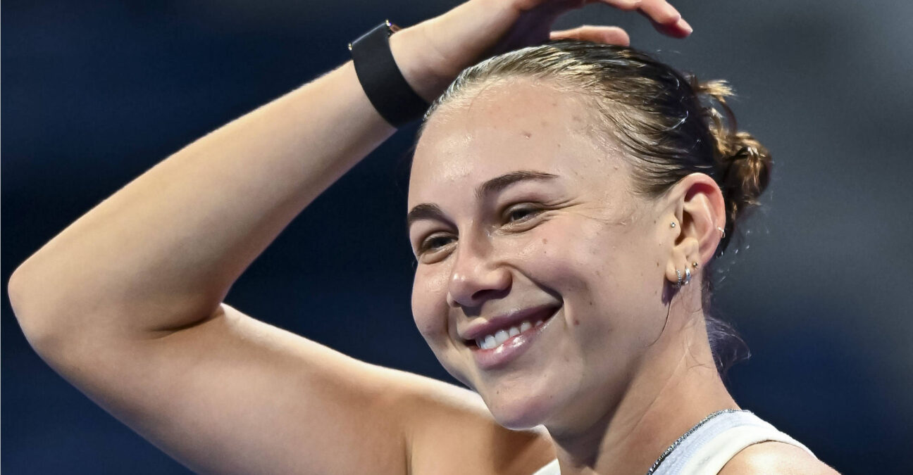 Amanda Anisimova wins the 2025 Qatar Open title