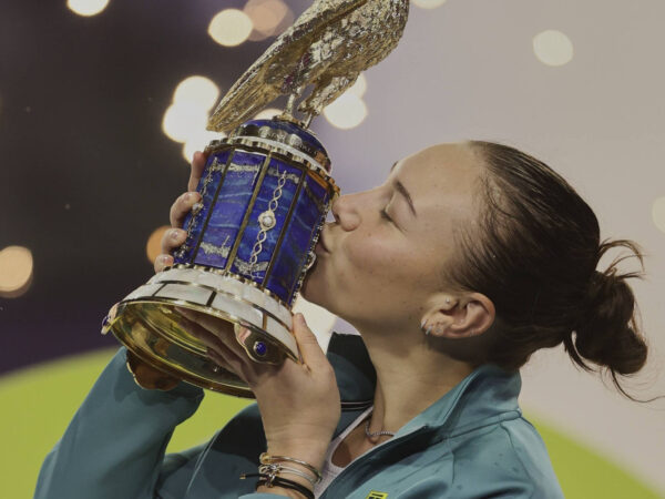 Amanda Anisimova wins the 2025 Qatar Open title