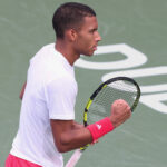 Felix Auger-Aliassime CAN macht die Faust und jubelt,Jubel,Freude,Emotion, Dubai Duty Free Tennis Championships, Dubai, U.A.E. Felix Auger Aliassime CAN makes a fist and cheers,Cheers,Joy,Emotion, Dubai Duty Free Tennis Championships, Dubai, U A E