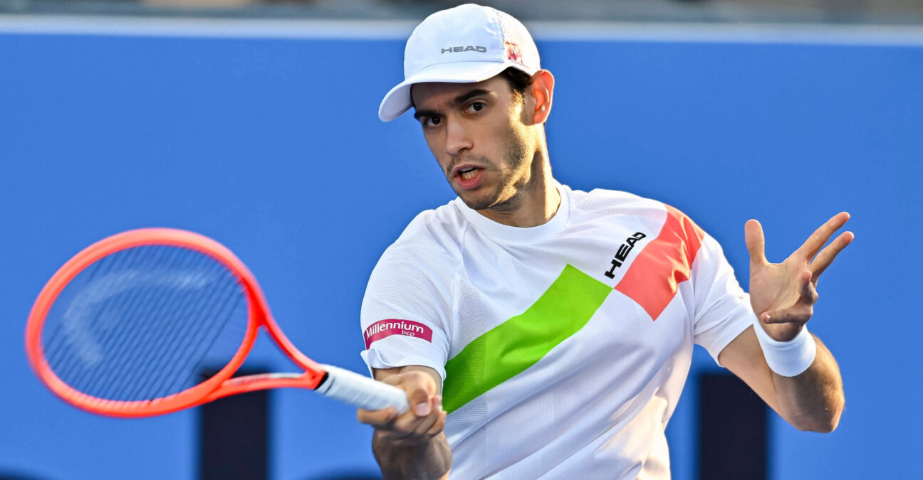 ATP, Tennis Herren QATAR EXXONMOBIL OPEN ROUND OF 16 Nuno Borges of Portugal competes in her round of 16 match against Andrey Rubble during the ATP Qatar ExxonMobil Open 2025 tennis tournament at the Khalifa International Tennis Complex in Doha, Qatar, on February 19, 2025. DOHA Qatar