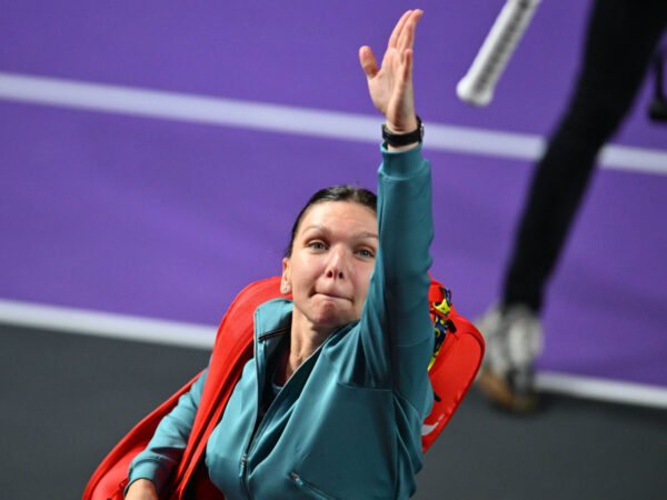 CLUJ-NAPOCA - TRANSYLVANIA OPEN - 4 FEB 2025 Simona Halep of Romania in action against Lucia Bronzetti of Italy during the WTA, Tennis Damen Tour Transylvania Open single match, in Cluj Napoca, Monday 04 February 2025.