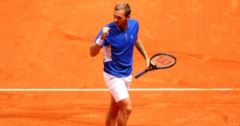 Dan Evans in Madrid 2021 (Panoramic)