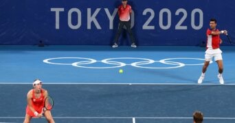 Novak Djokovic and Nina Stojanovic - JO 2020