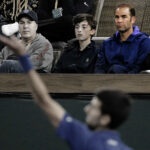 Pete Sampras watching Novak Djokovic