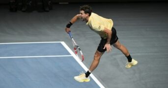 Dominic Thiem Moselle Open 2022 serve