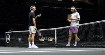 Roger Federer et Stefanos Tsitsipas © Laver Cup