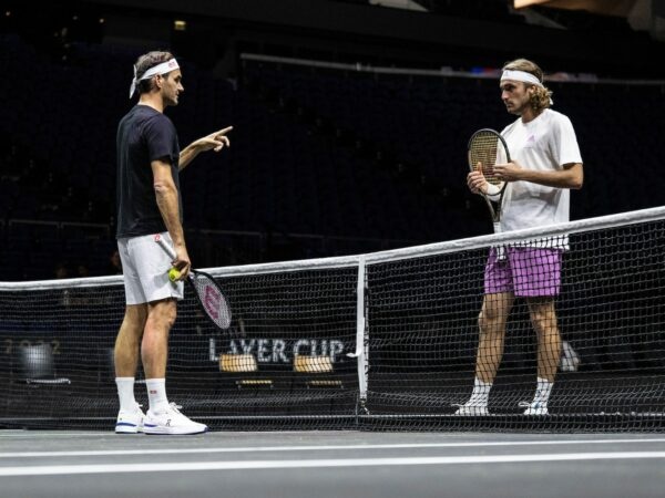 Roger Federer et Stefanos Tsitsipas © Laver Cup