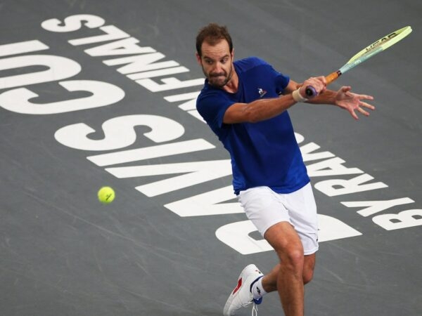 Richard Gasquet Davis Cup 2022 backhand slice