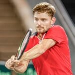David Goffin hitting a backhand during a match vs France in Hambourg during the Davis Cup in 2022