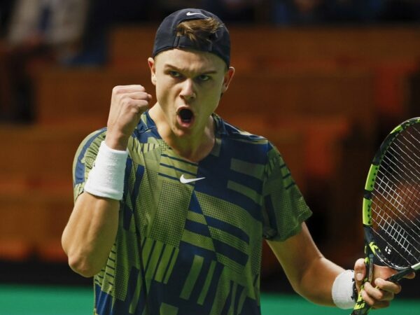 Holger Rune celebrates during the final in Stockholm against Stefanos Tsitsipas in 2022