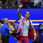 Rafael Nadal says goodbye to the crowd after his defeat against Frances Tiafoes at the US Open in 2022