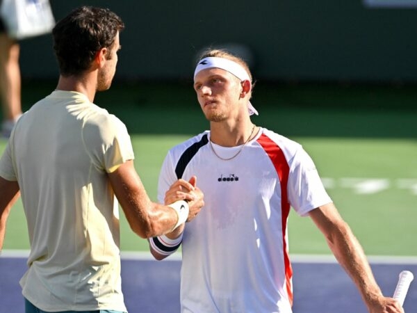 Alejandro Davidovich Fokina Karen Khachanov poignée de mains Indian Wells