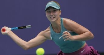 Anastasia Potapova Miami coup droit défense