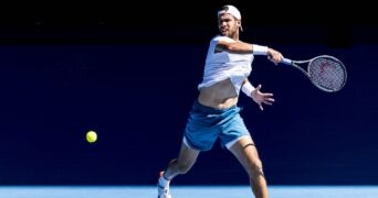 Karen Khachanov Open d'Australie coup droit