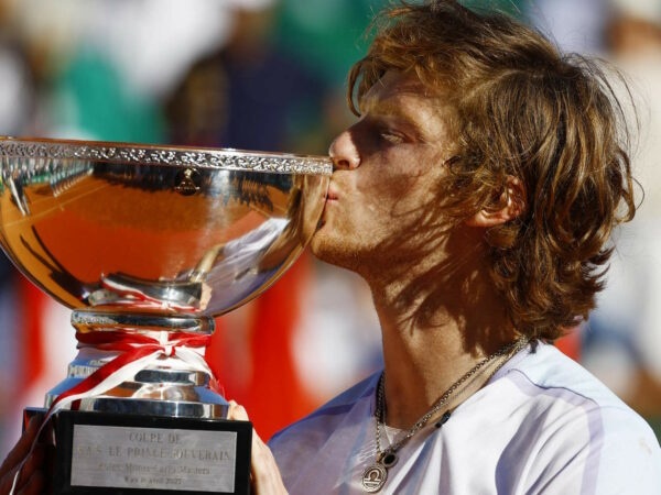 Andrey Rublev Monte Carlo trophée