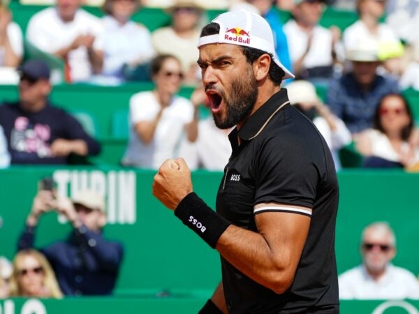 Matteo Berrettini Monte Carlo reaction poing serré