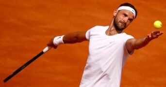 Grigor Dimitrov Rome 2023 service armé