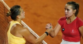 sabalenka kenin rome 2023 poignée de mains ©Al / Reuters / Panoramic