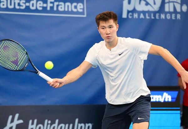 Beibit Zhukayev Challenger Lille 2023 retour coup droit