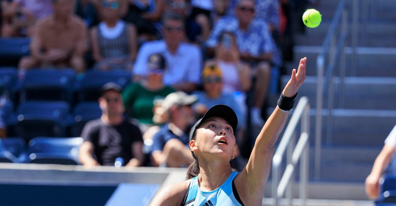 Xinyu Wang US Open 2023 service lancer de balle