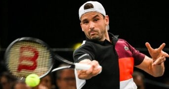 Grigor Dimitrov Rolex Paris Masters 2023 coup droit