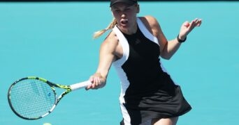 Caroline Wozniacki Miami 2024 coup droit