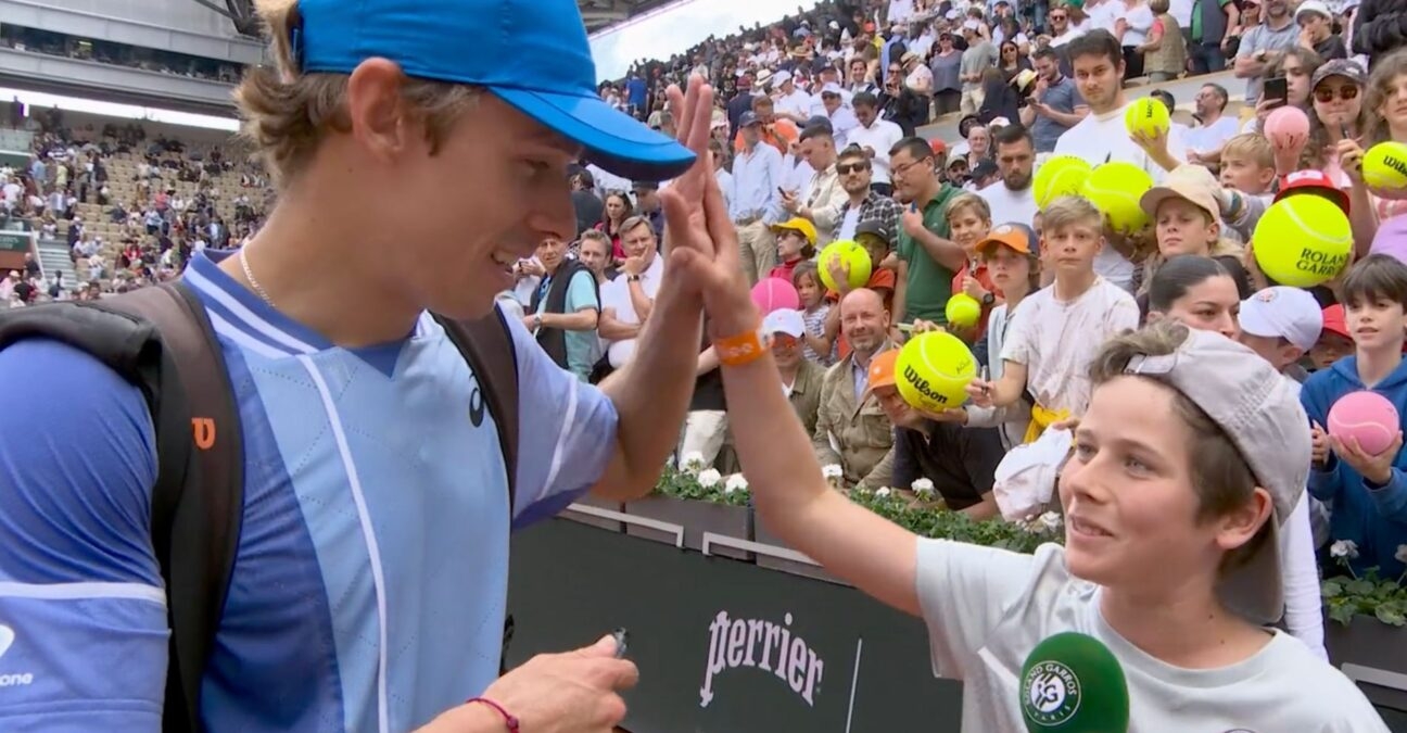 Alex de Minaur et son fan - Roland-Garros 2024