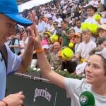 Alex de Minaur et son fan - Roland-Garros 2024