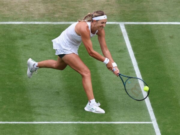 Victoria Azarenka - Action Plus / Panoramic