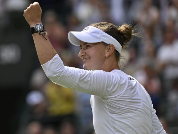 Barbora Krejcikova Wimbledon 2024 point serré