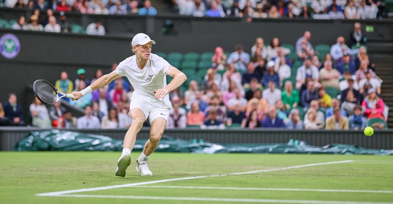 Jannik Sinner Wimbledon 2024 coup droit