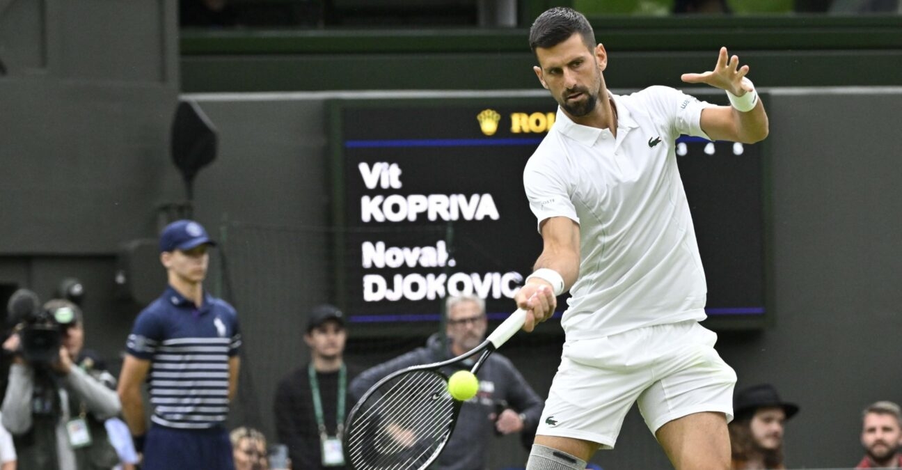 Novak Djokovic Wimbledon 2024 coup droit échauffement