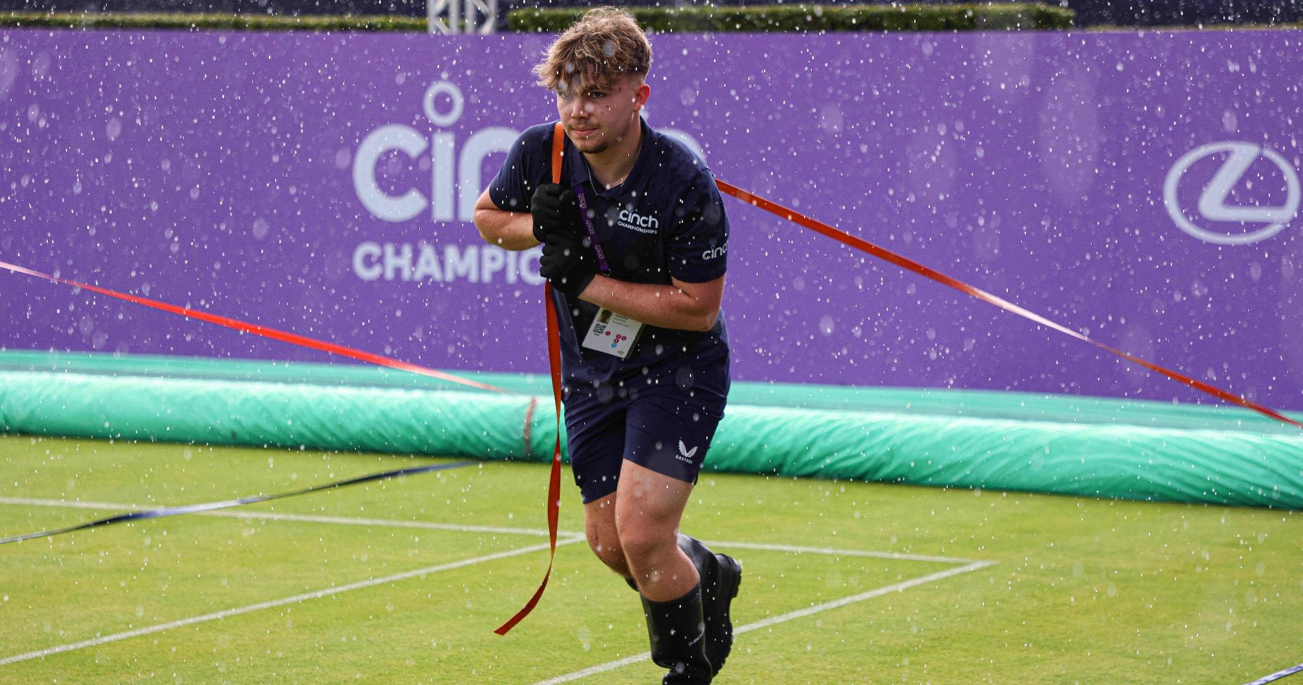 La pluie pendant le tournoi du Queen's en 2024