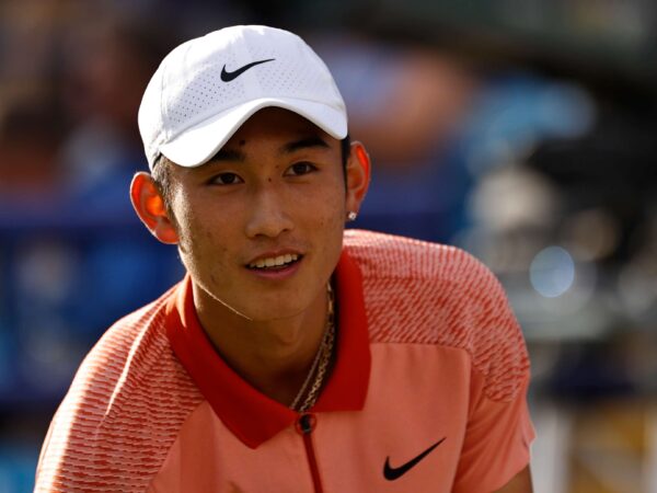 Juncheng Shang Eastbourne 2024 sourire